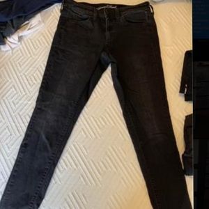 Universal Thread Jeans